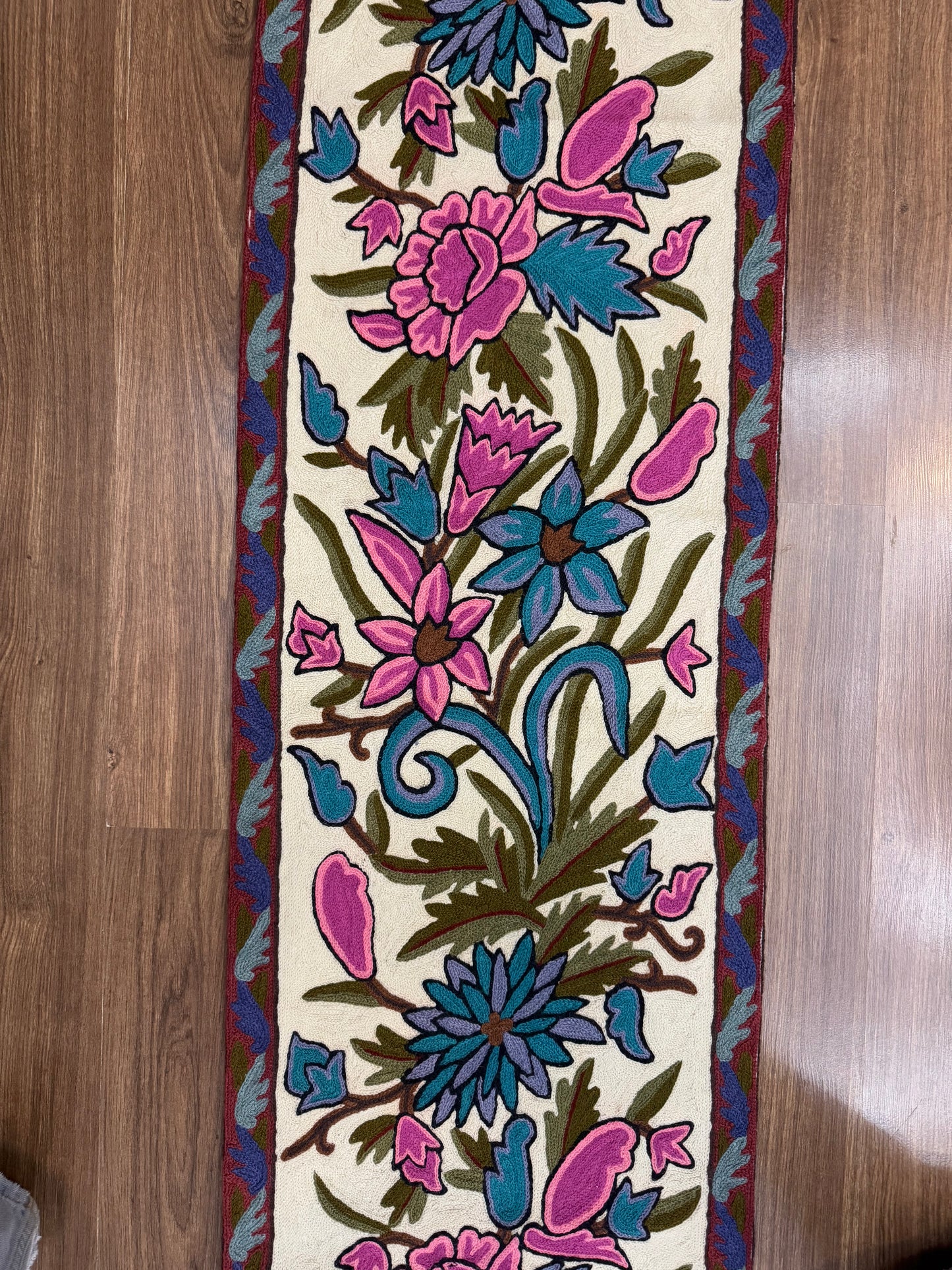 Flora Design Handmade Chainstitch Runner/Wall Hanging