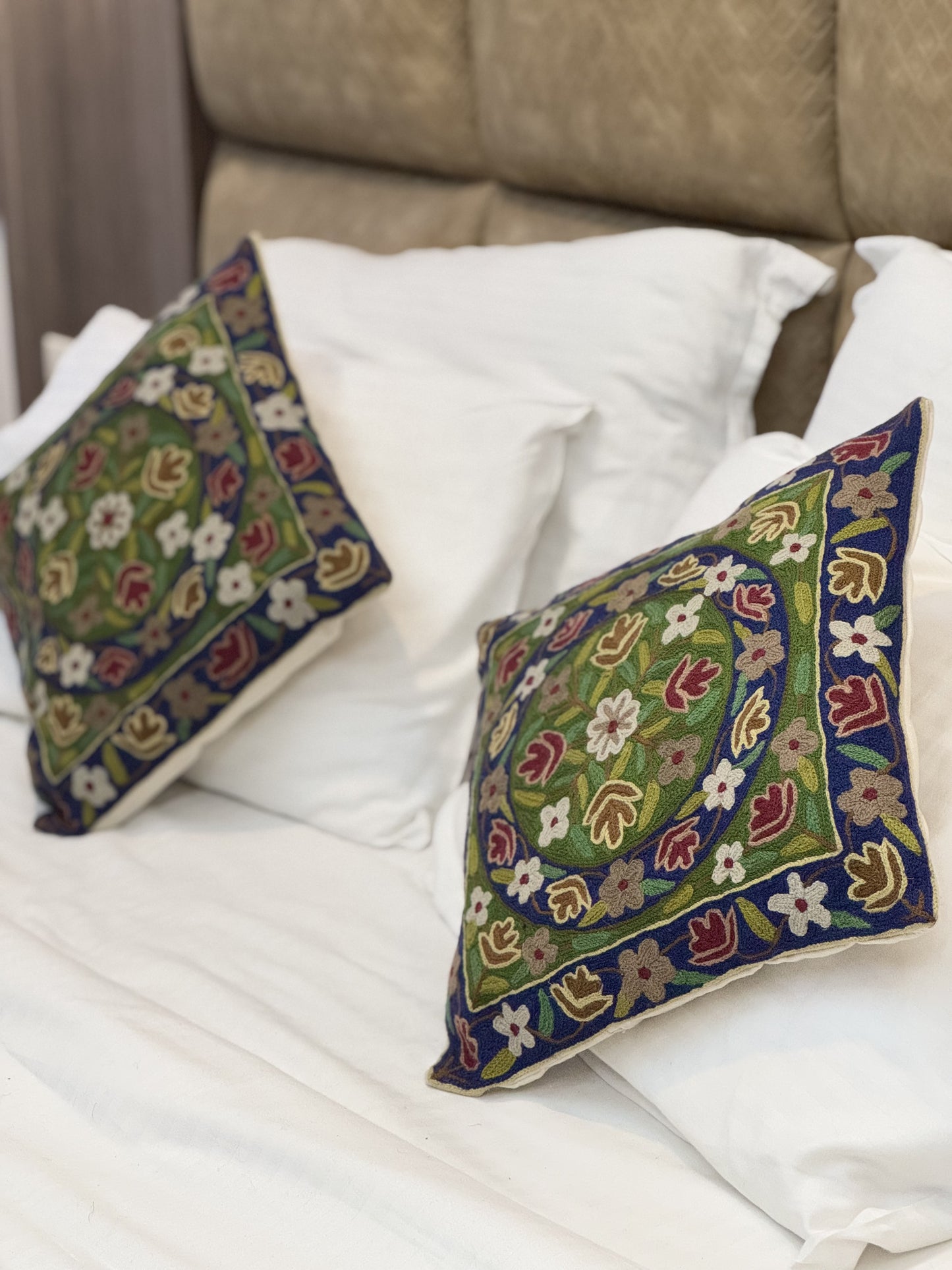 Lovely Poshkaar Design Handmade Chainstitch Cushion Cover (Set of Two)